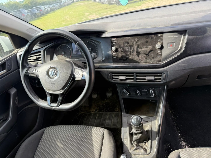 VOLKSWAGEN POLO 1.6 80 — zdjęcie 14