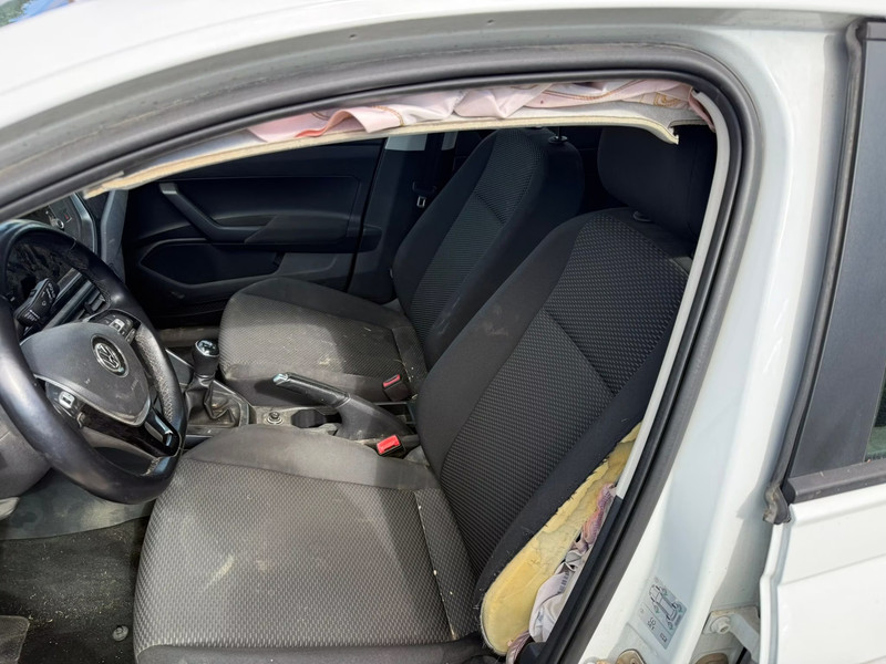 VOLKSWAGEN POLO 1.6 80 — zdjęcie 19