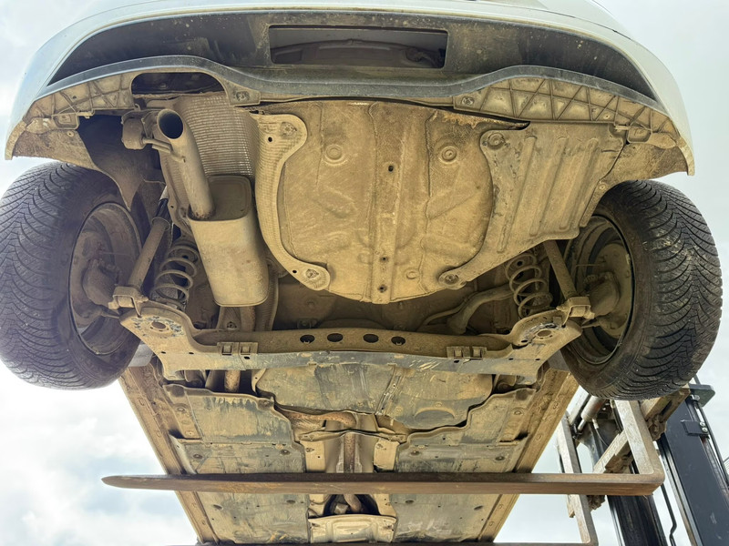 VOLKSWAGEN POLO 1.6 80 — zdjęcie 23