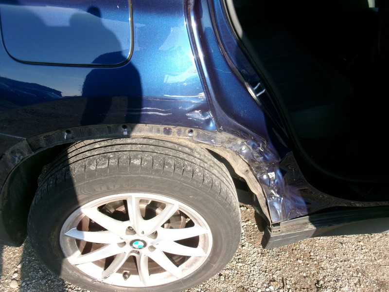 BMW X1 1.5 S-Drive 18i — zdjęcie 16
