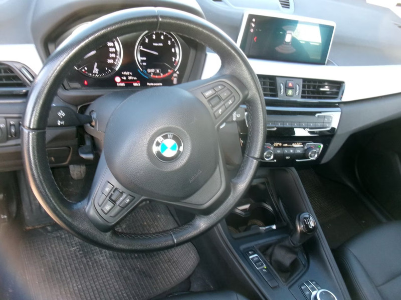 BMW X1 1.5 S-Drive 18i — zdjęcie 25