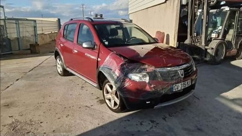 Dacia Sandero 1.6 Mpi - 90 — zdjęcie 2
