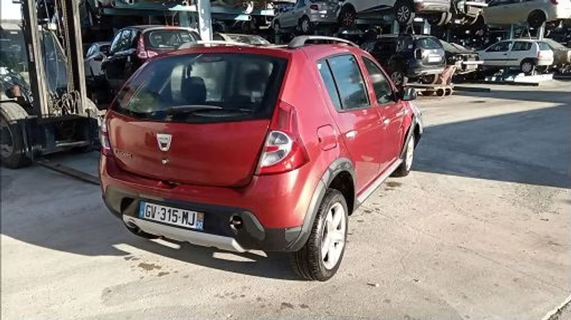 Dacia Sandero 1.6 Mpi - 90 — zdjęcie 3