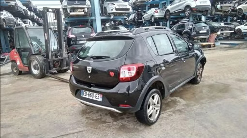Dacia Sandero II 0.9I TCe 90 — zdjęcie 3