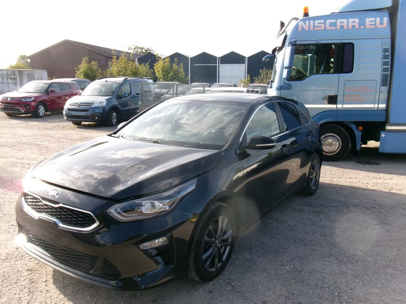KIA CEED 1.0 5 DRS HB Lounge — zdjęcie 1