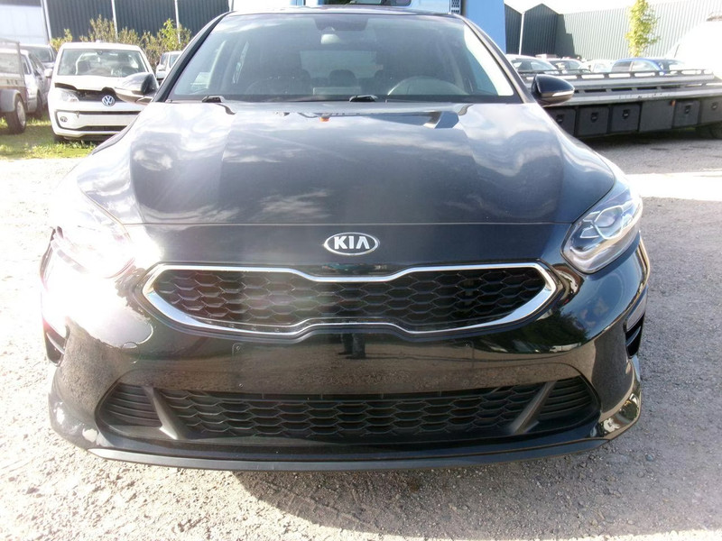 KIA CEED 1.0 5 DRS HB Lounge — zdjęcie 7