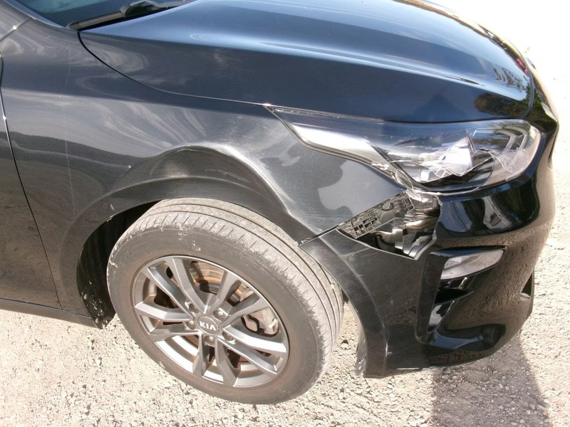 KIA CEED 1.0 5 DRS HB Lounge — zdjęcie 9