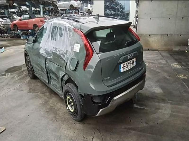 Kia Niro Hybrid 1.6 GDI - 93 — zdjęcie 4