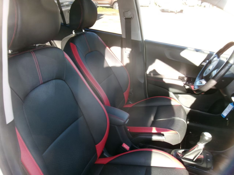 KIA PICANTO 1.2 GT Line — zdjęcie 23