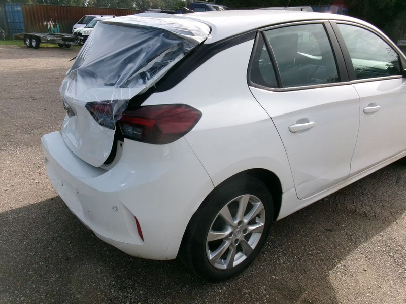 OPEL CORSA 1.2 F - 5 DRS Edition — zdjęcie 4