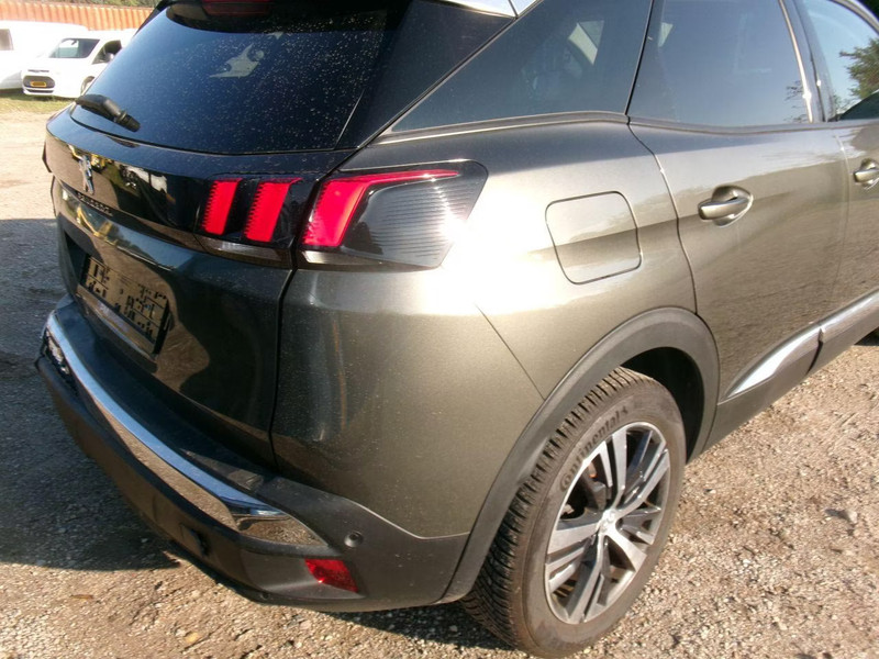 PEUGEOT 3008 1.2 Allure — zdjęcie 10