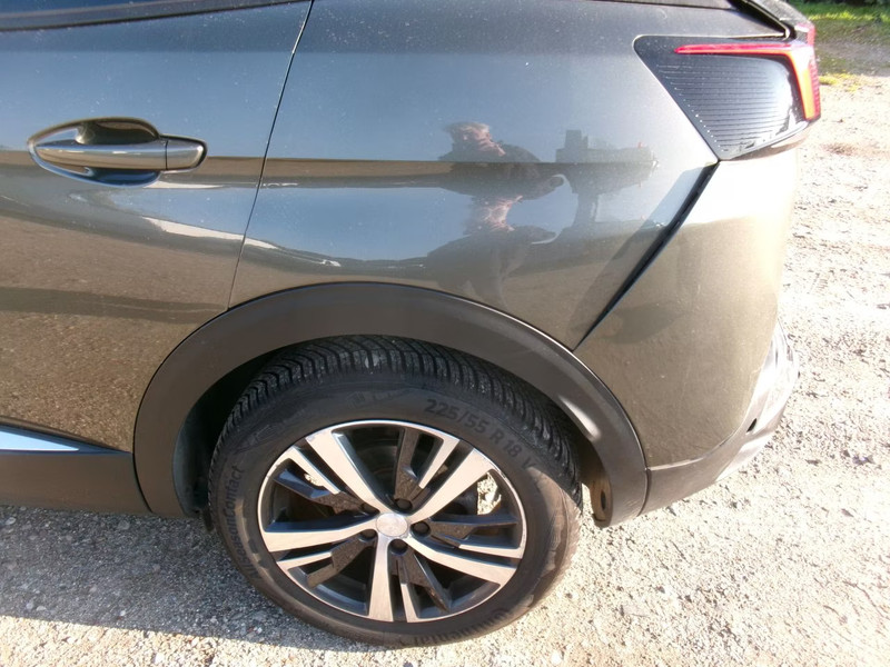 PEUGEOT 3008 1.2 Allure — zdjęcie 16