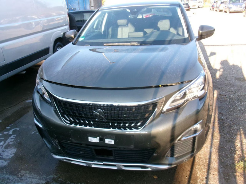 PEUGEOT 3008 1.2 Allure — zdjęcie 34