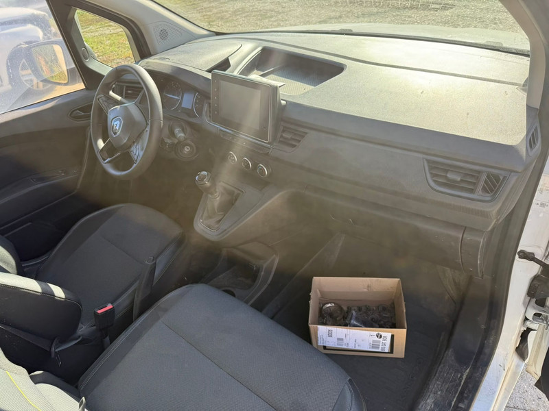 RENAULT KANGOO L1 1.5 BLUE 95 — zdjęcie 8