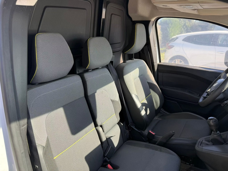RENAULT KANGOO L1 1.5 BLUE 95 — zdjęcie 9
