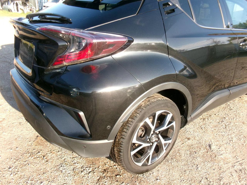 TOYOTA C-HR 1.2 C-Hic — zdjęcie 12