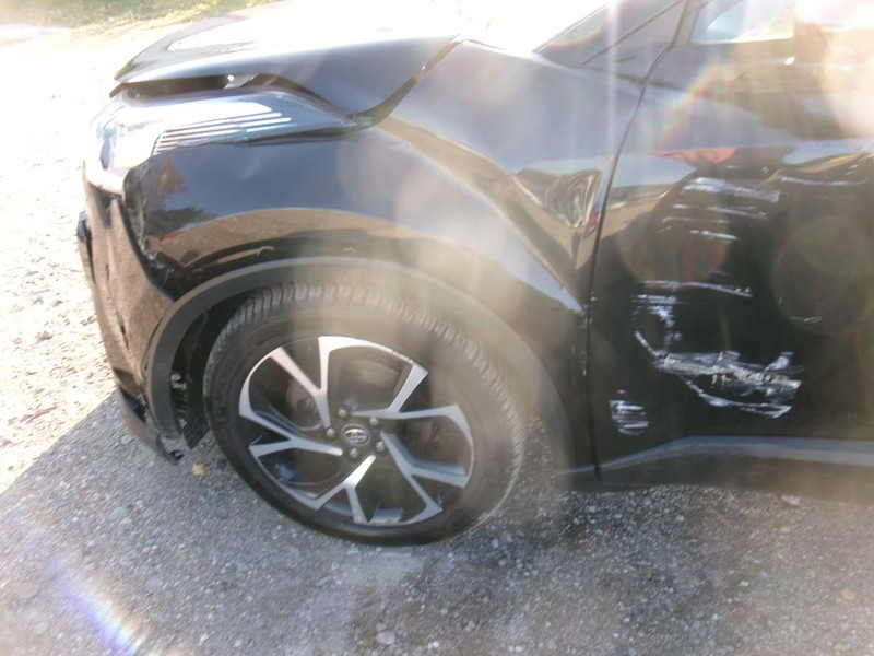 TOYOTA C-HR 1.2 C-Hic — zdjęcie 17