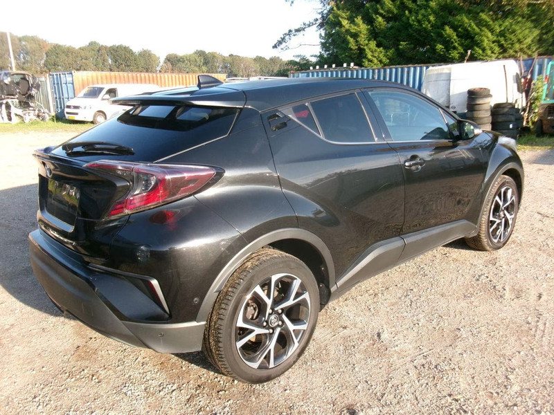 TOYOTA C-HR 1.2 C-Hic — zdjęcie 4