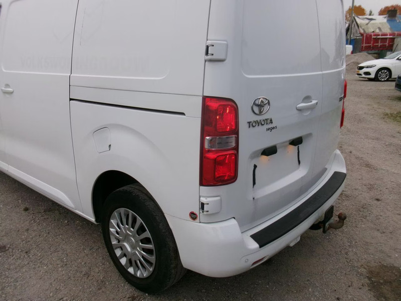 TOYOTA PROACE 2.0 D- Bestelwagen — zdjęcie 14