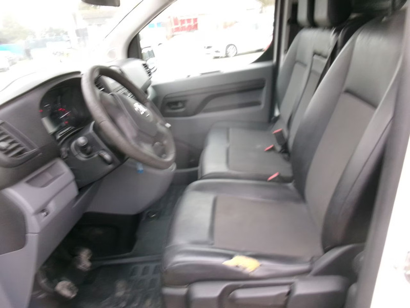 TOYOTA PROACE 2.0 D- Bestelwagen — zdjęcie 16