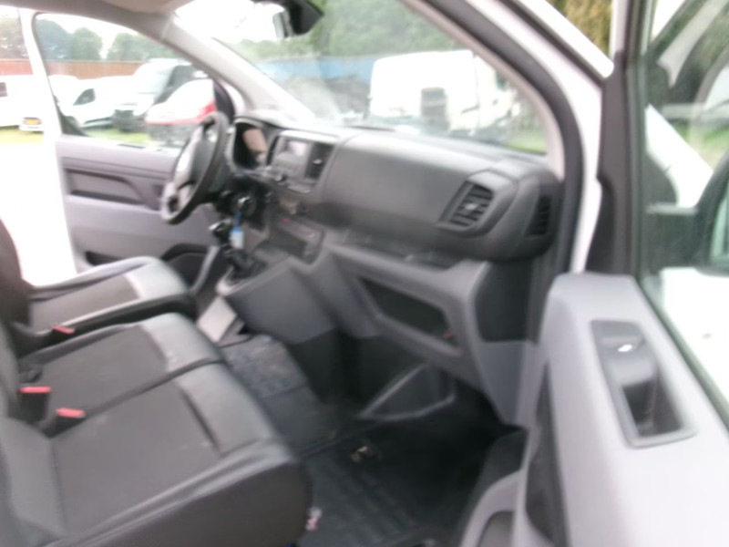 TOYOTA PROACE 2.0 D- Bestelwagen — zdjęcie 17