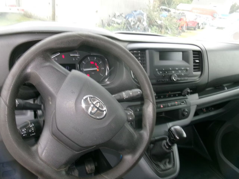 TOYOTA PROACE 2.0 D- Bestelwagen — zdjęcie 19