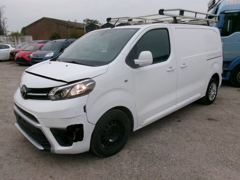 TOYOTA PROACE 2.0 D- Bestelwagen — zdjęcie 2