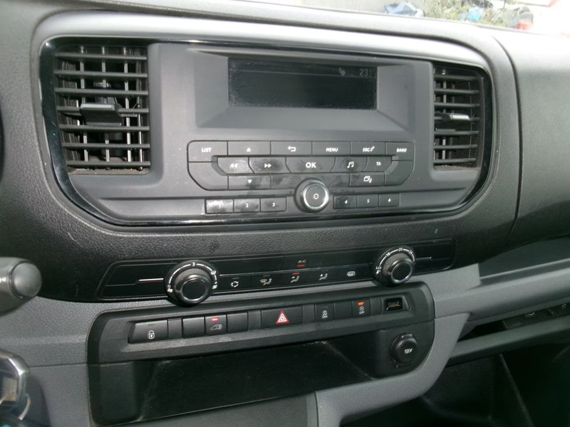 TOYOTA PROACE 2.0 D- Bestelwagen — zdjęcie 21