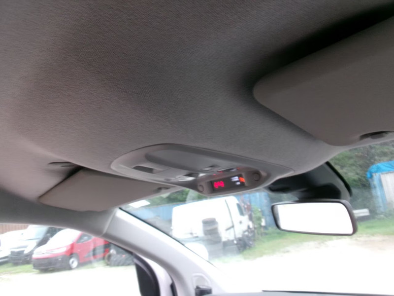 TOYOTA PROACE 2.0 D- Bestelwagen — zdjęcie 23