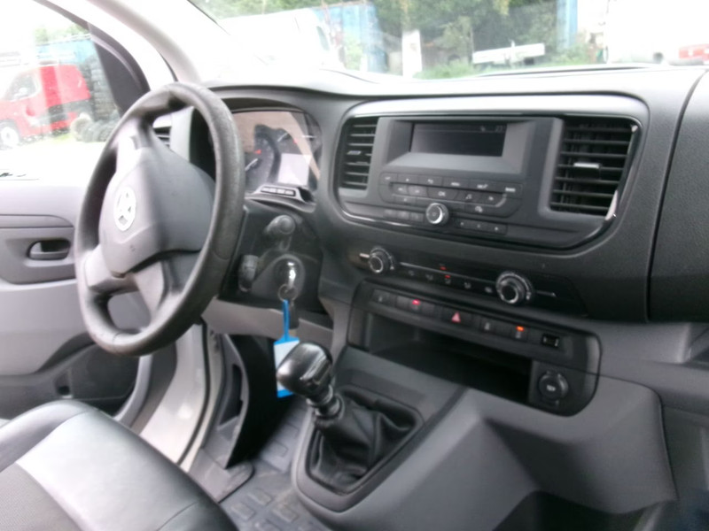 TOYOTA PROACE 2.0 D- Bestelwagen — zdjęcie 24