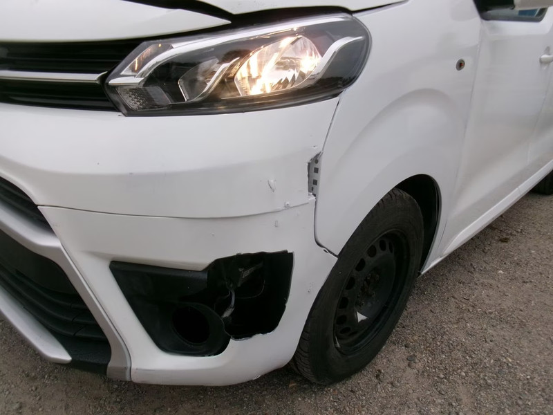TOYOTA PROACE 2.0 D- Bestelwagen — zdjęcie 8