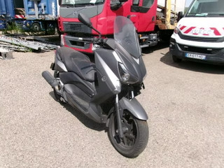 YAMAHA X MAX 125