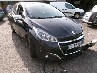 PEUGEOT 208 1.2 I BA 5P