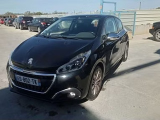 PEUGEOT 208 1.2I PURETECH 12V