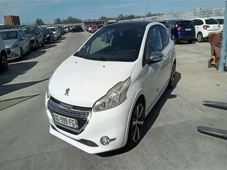 PEUGEOT 208 1.6 E-HDI FAP - 92