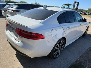JAGUAR XE 2.0D 180 R-SPORT