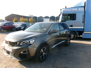 PEUGEOT 3008 1.2 Allure